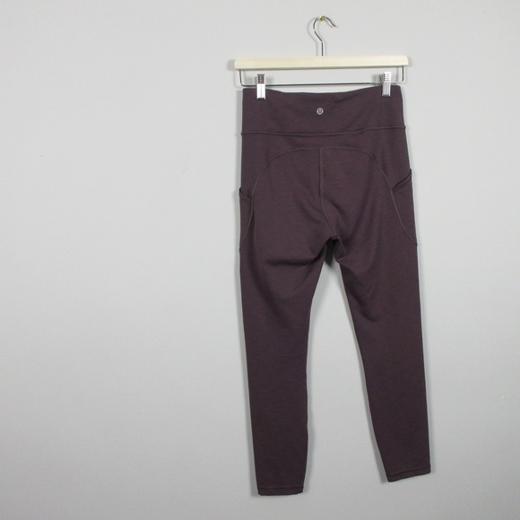 Lululemon Invigorate High-Rise Tight 25" Size 8 Women Black Currant Everlux 250 - Picture 2 of 14